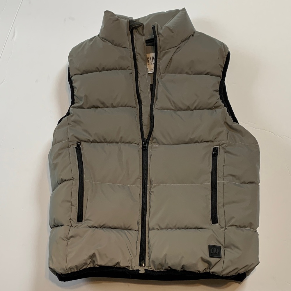 GAP kids gray, subtle metallic Puffer Vest XL